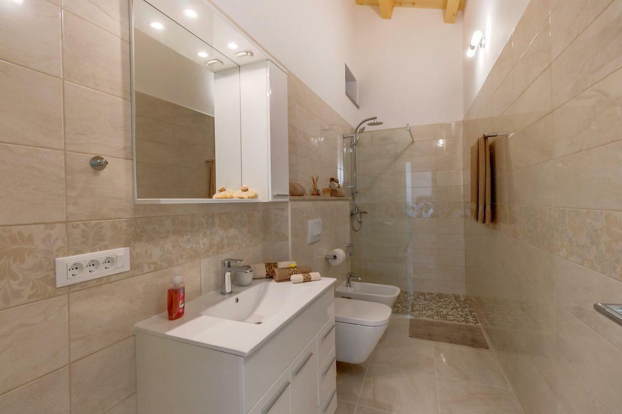 Apartments Relax Veli Lošinj Extérieur photo