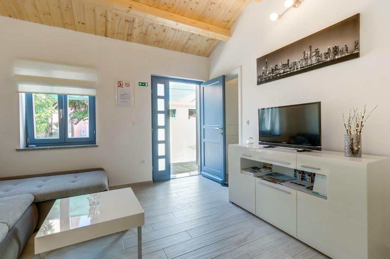 Apartments Relax Veli Lošinj Extérieur photo