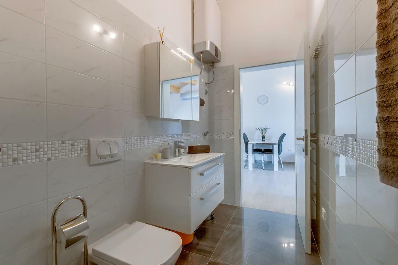 Apartments Relax Veli Lošinj Extérieur photo