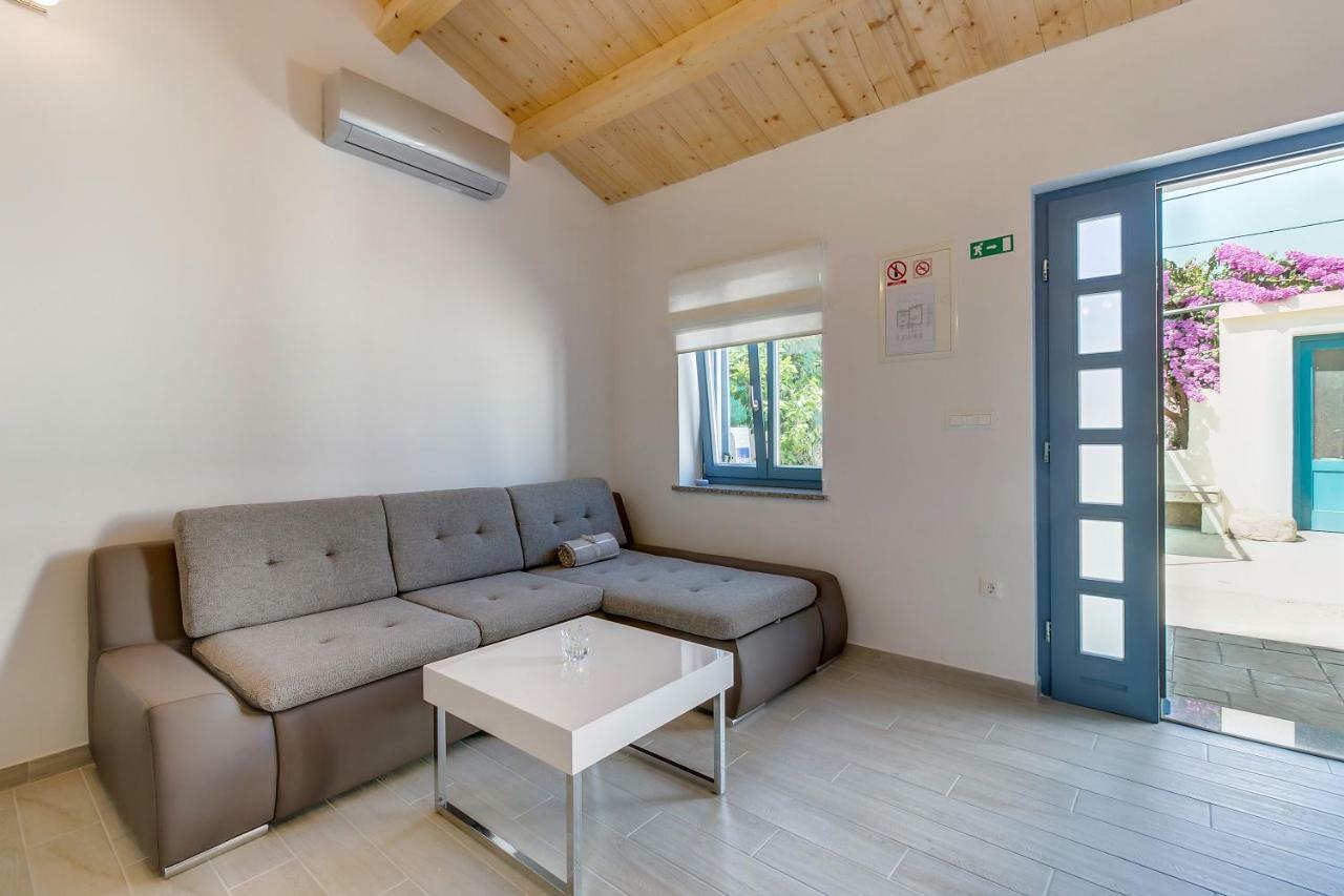 Apartments Relax Veli Lošinj Extérieur photo